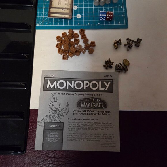 Monopoly Board Game Collector's Edition World of Warcraft READ DESCRIPTION - Picture 2 of 5